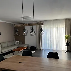  Villa Hochwertiges Haus Mit Garten Mit Guter Anbindung Deutschland